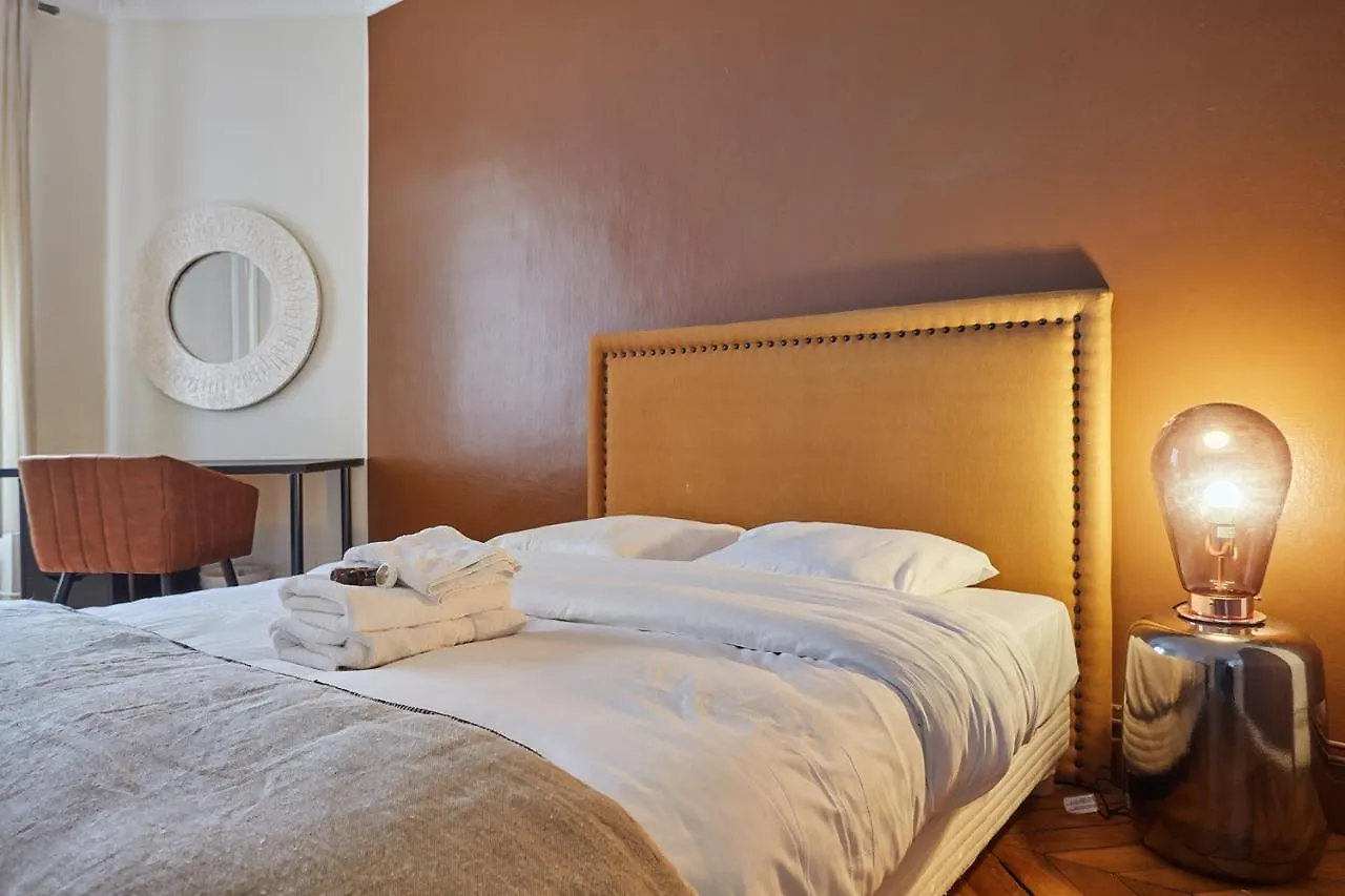 Apartment Beaubourg By Studio Prestige París Francia
